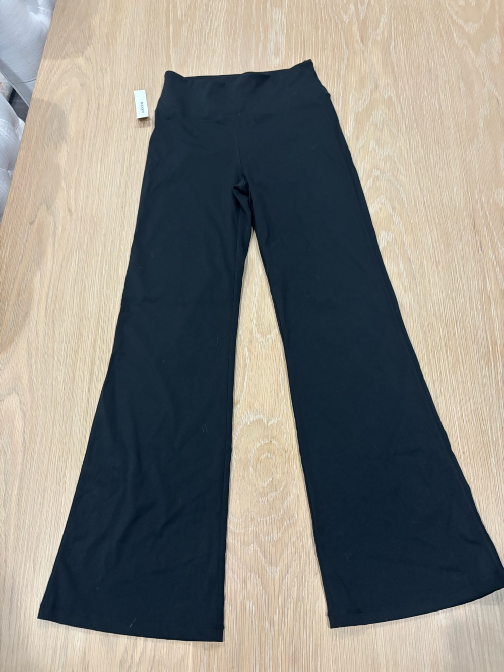 NWT Ododos black flare leggings